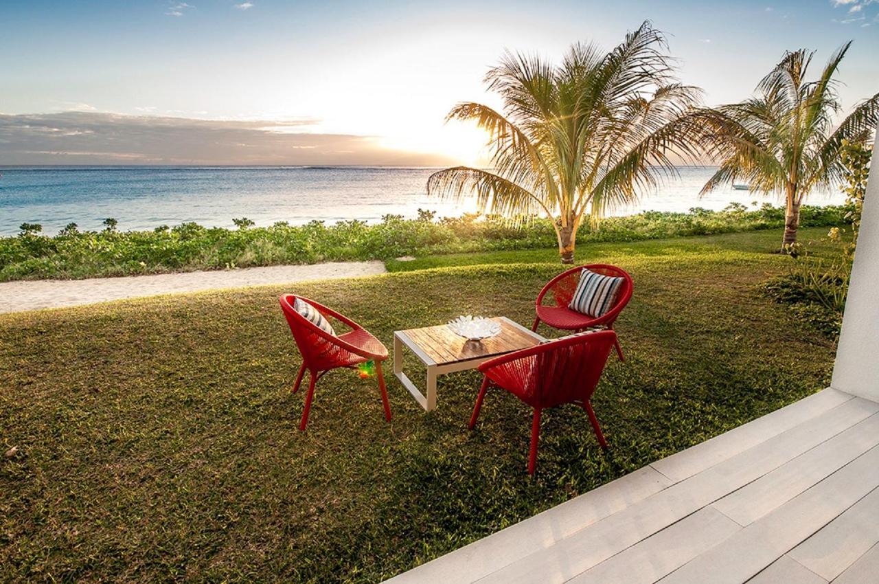 Cap Ouest Luxury Beachfront Flic-en-Flacq Exteriör bild