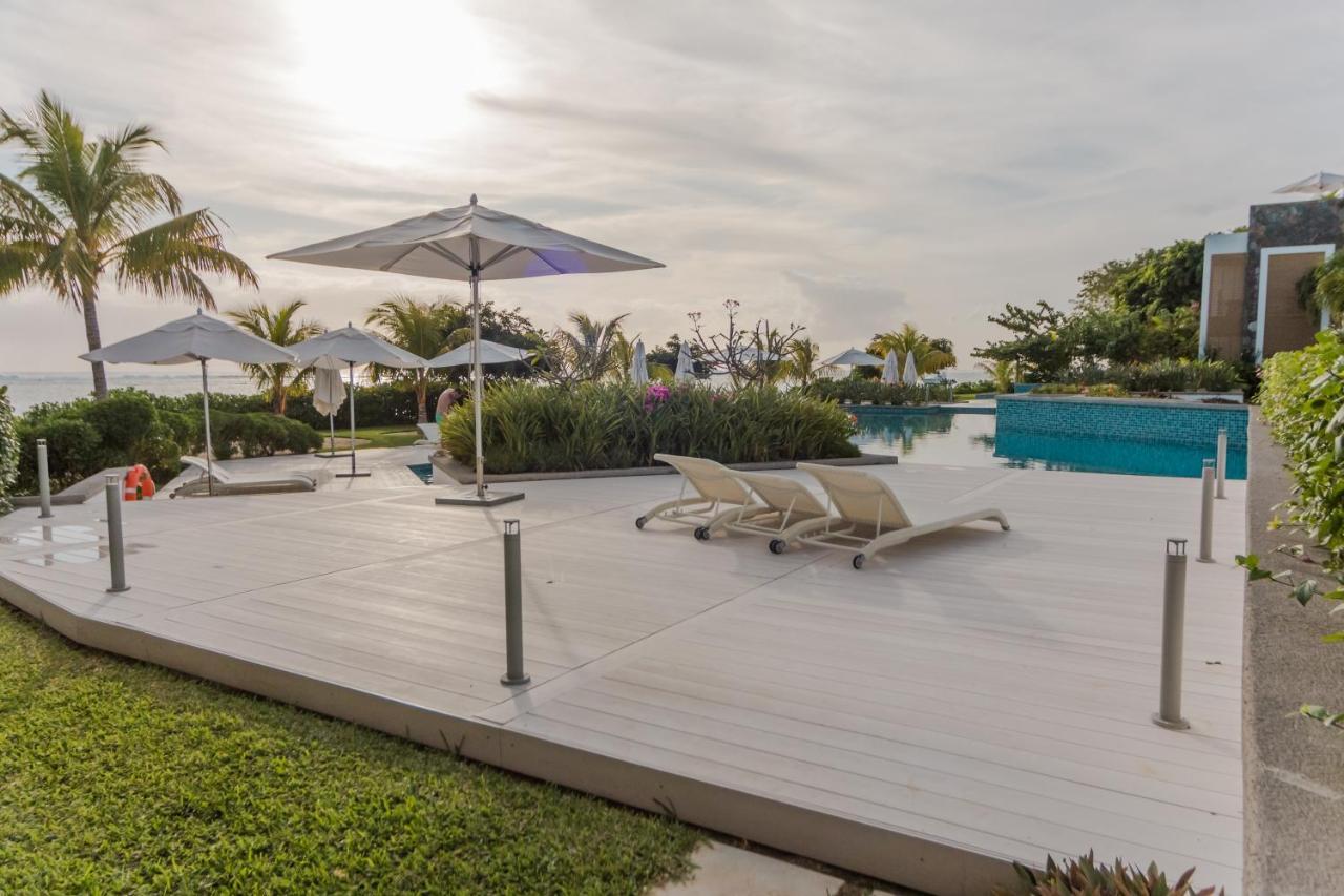 Cap Ouest Luxury Beachfront Flic-en-Flacq Exteriör bild